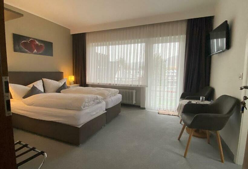 اتاق استاندارد, Sevda S Hotel Garni Weinforth