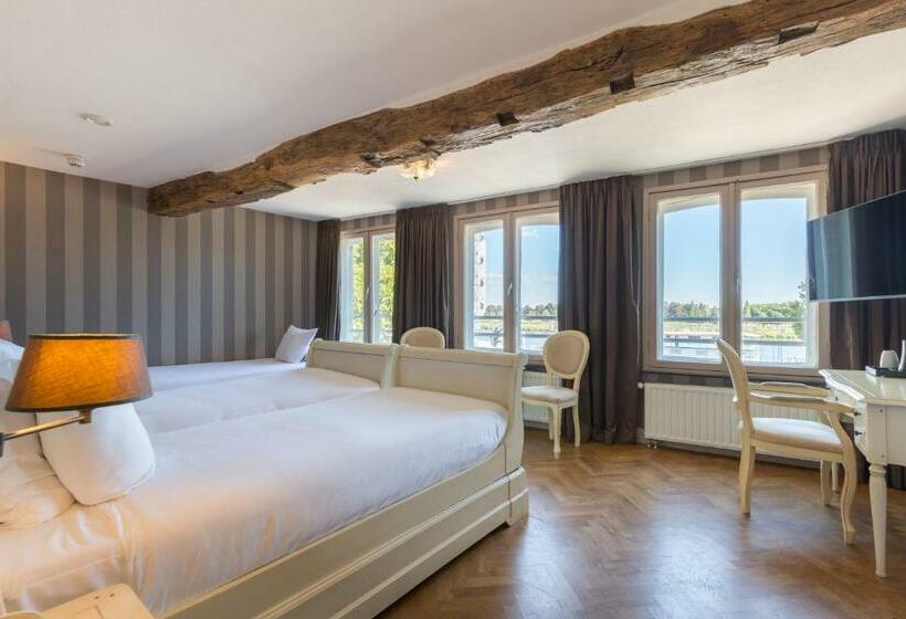 اتاق استاندارد سه نفره, Amrâth Hotel Bigarré