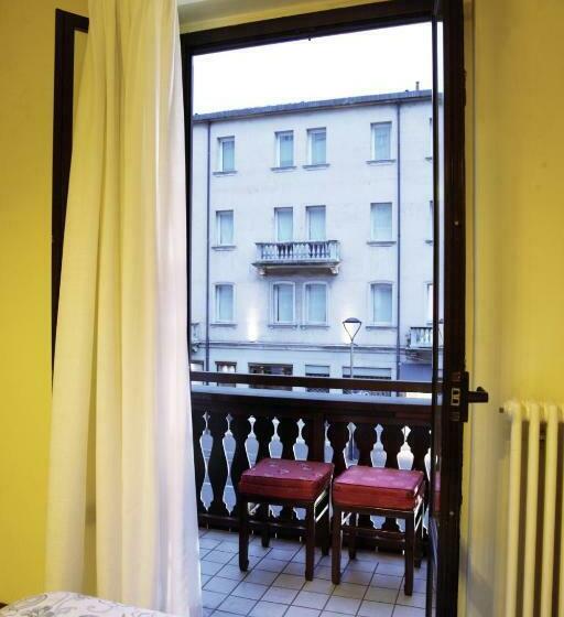 Standard Single Room with Balcony, Cortina