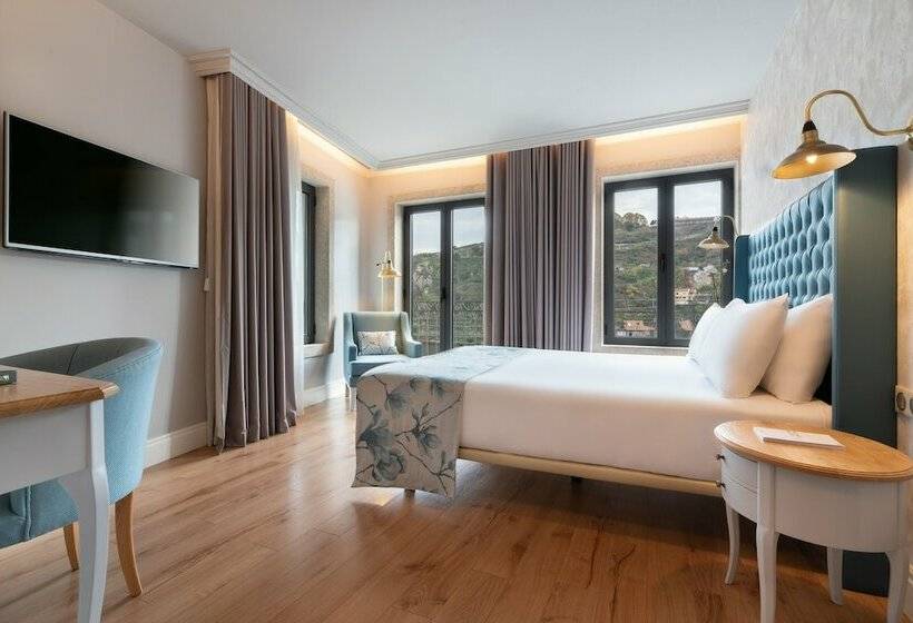 غرفة قياسية مطلّة علي النهر, Eurostars Porto Douro