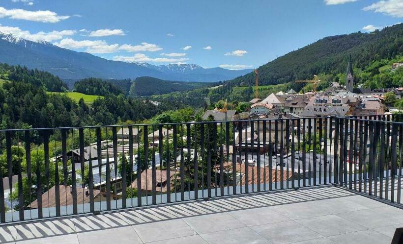 اتاق استاندارد, Molaris Lodge