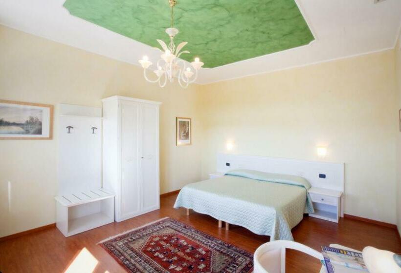 اتاق استاندارد, Villa Dei Dogi