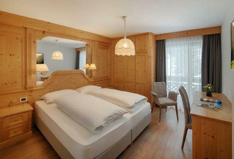 اتاق استاندارد با بالکن, Villa Eden
