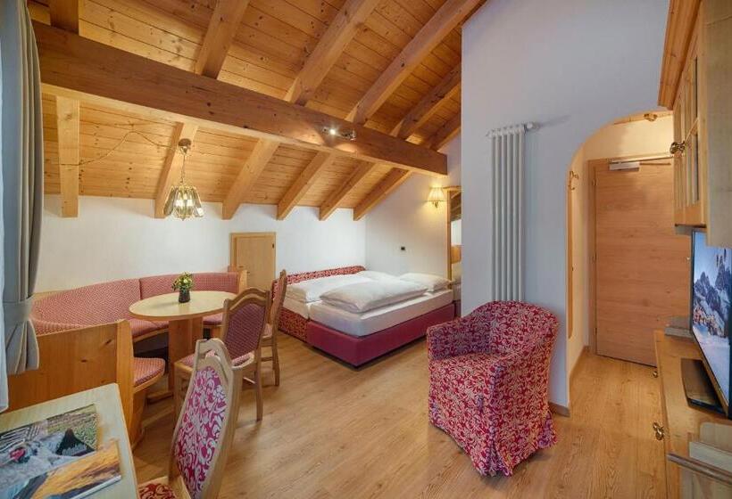 سوئیت 2 خوابه, Villa Eden