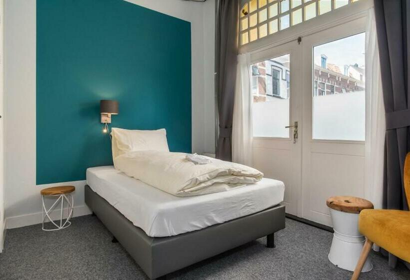 اتاق استاندارد یک نفره, Villahotel Vlissingen