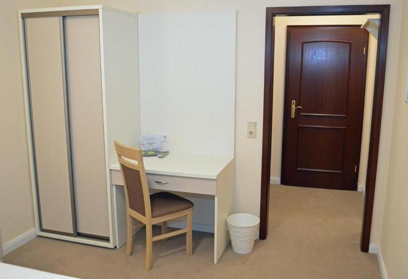 اتاق اکونومی, G&h Hotel Rosengarten
