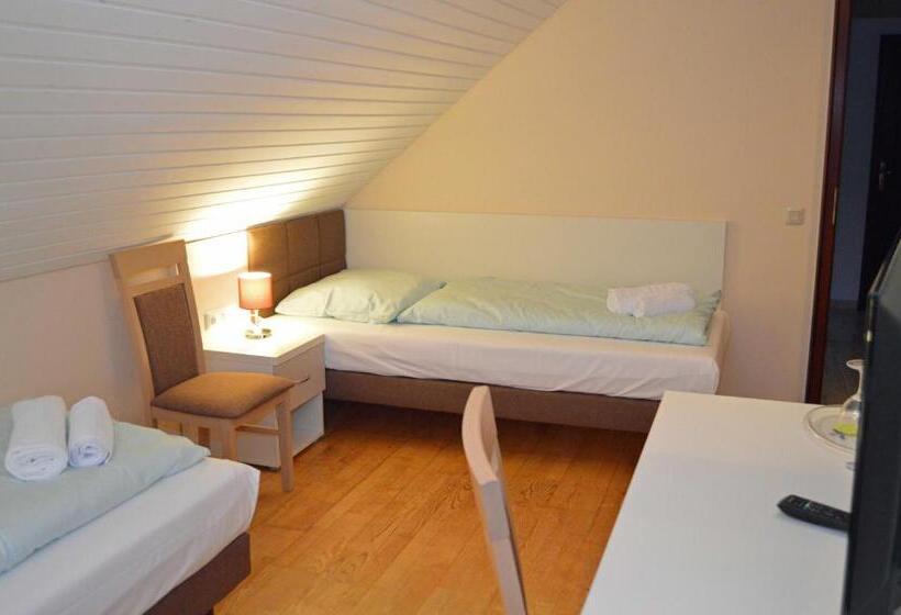اتاق استاندارد, G&h Hotel Rosengarten