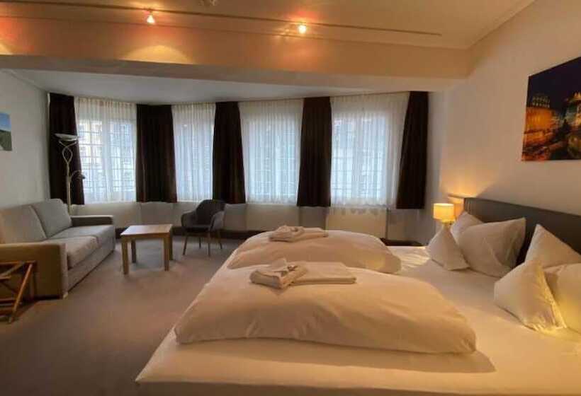 高级大房间, Horchem Hotel Restaurant Café Bar