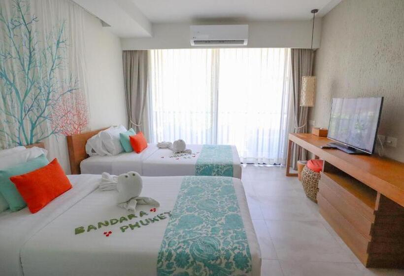 带阳台的豪华间, Bandara Phuket Beach Resort