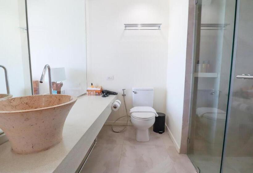 豪华房间, Bandara Phuket Beach Resort