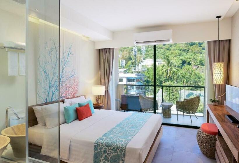 اتاق لوکس با بالکن, Bandara Phuket Beach Resort