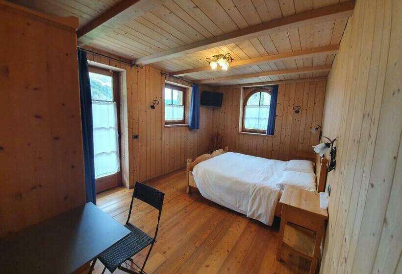 اتاق سوپریور سه تخته, Chalet Val Di Rabbi