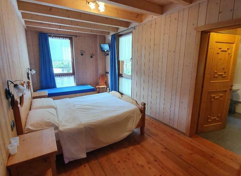 اتاق سوپریور سه تخته, Chalet Val Di Rabbi