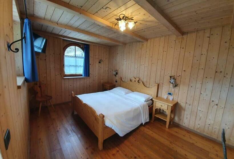 اتاق سوپریور سه تخته, Chalet Val Di Rabbi