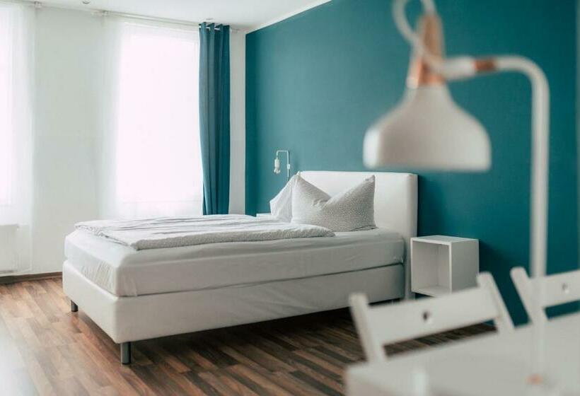 اتاق استاندارد با سرویس بهداشتی مشترک, Hentschels Apartments