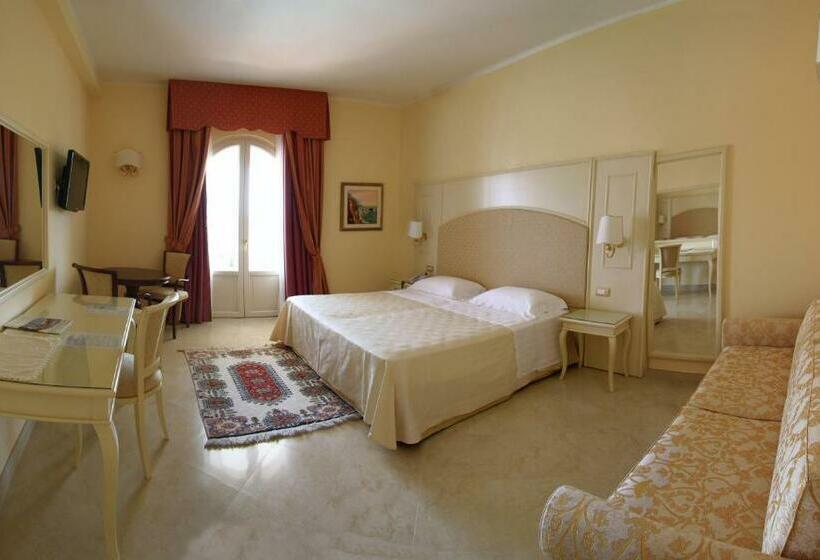 اتاق استاندارد سه نفره, Villaggio San Giovanni