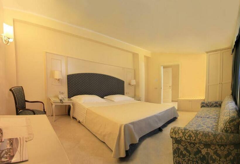 اتاق استاندارد سه نفره, Villaggio San Giovanni