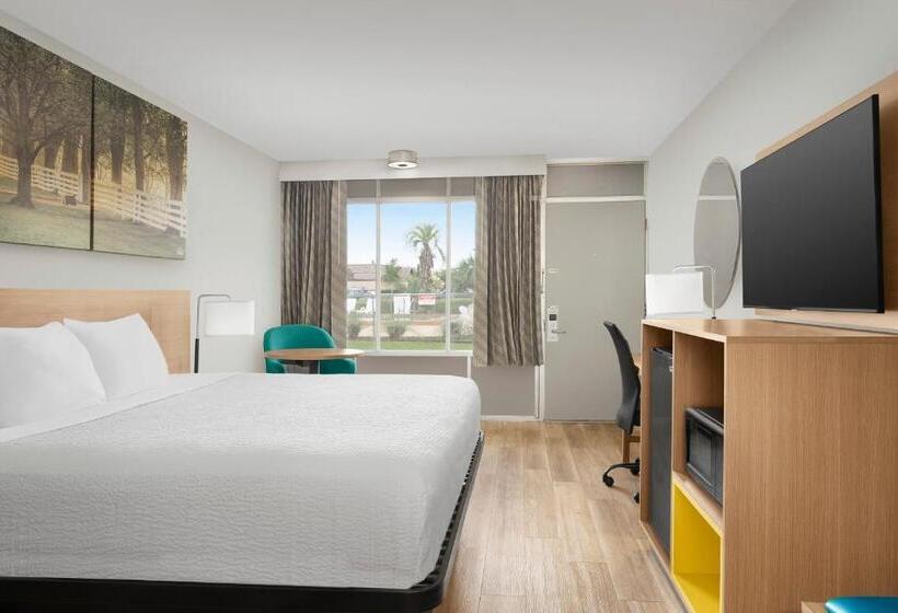 اتاق استاندارد در طبقه همکف, Days Inn By Wyndham Lake City I75