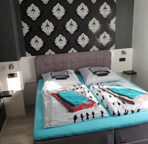 اتاق استاندارد یک نفره, Waldhotel Lemberg