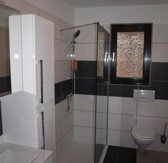 ویلای استاندارد 3 خوابه, Waldhotel Lemberg