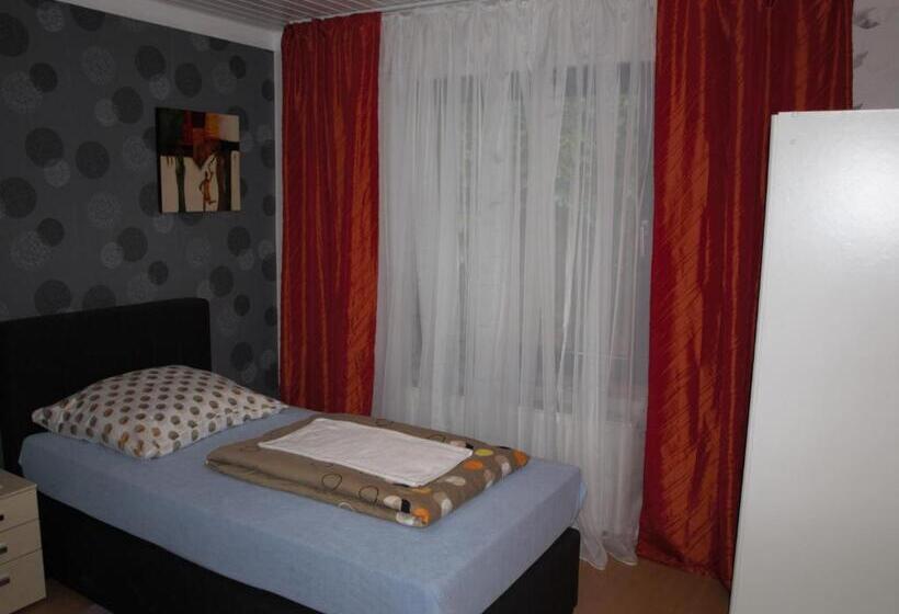 ویلای استاندارد 3 خوابه, Waldhotel Lemberg