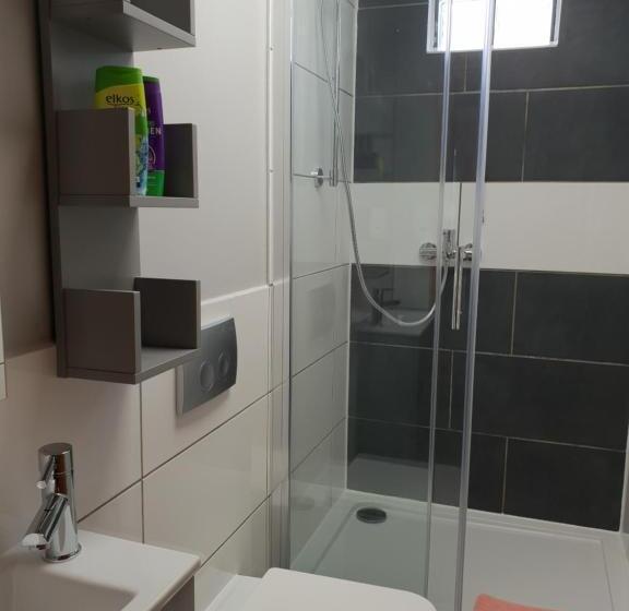 آپارتمان 3 خوابه, Waldhotel Lemberg