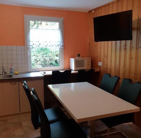 3 Bedroom Apartment, Waldhotel Lemberg