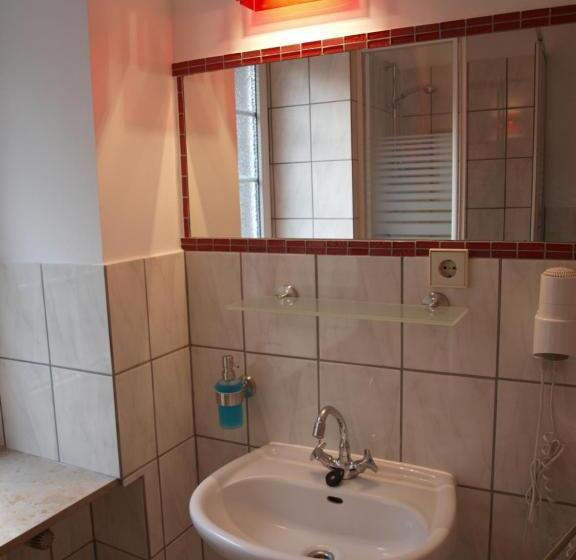 اتاق استاندارد, Waldhotel Lemberg