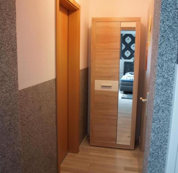 اتاق استاندارد, Waldhotel Lemberg