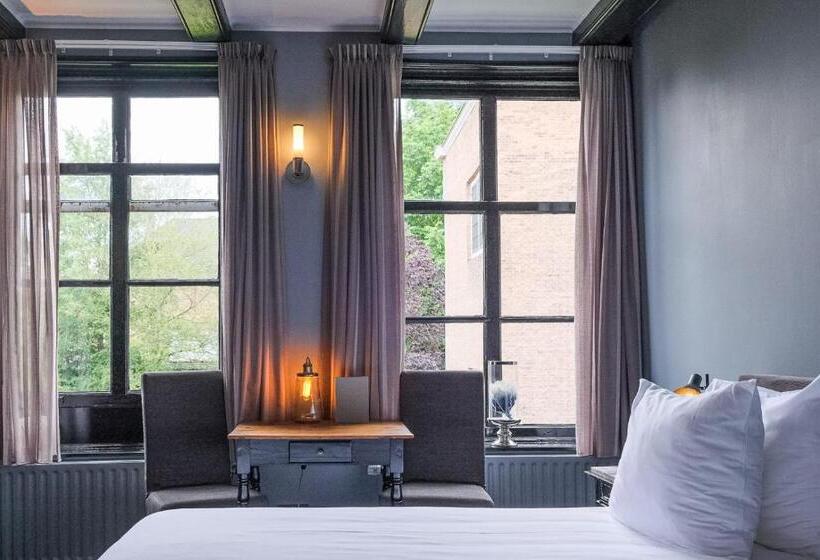 سوییت جونیور, B&b 't Poorthuys