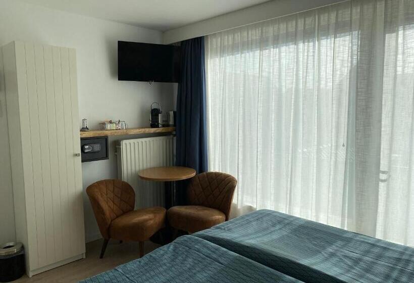 اتاق استاندارد با بالکن, Bed&breakfast Aan Strand