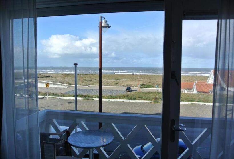 اتاق استاندارد با بالکن و چشم‌انداز دریا, Bed&breakfast Aan Strand