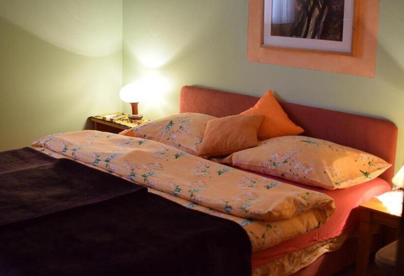 اتاق استاندارد یک نفره, Apartment&rooms Globus Mostar