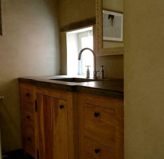 اتاق لوکس, B&b Saintsauveur Bruges