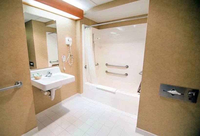 اتاق استاندارد برای معلولان, Kewadin Sault Ste Marie