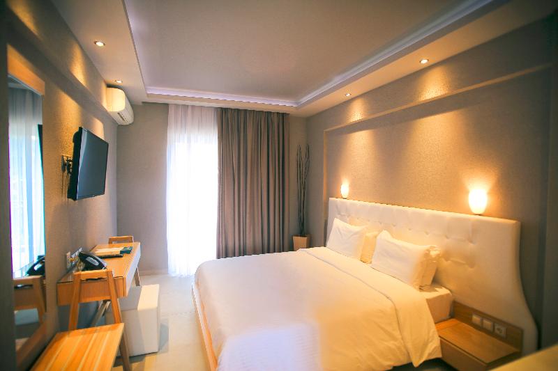 استودیوی استاندارد, Olive Grove Resort
