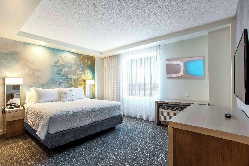 سوئیت با تخت بزرگ, Courtyard By Marriott Montreal West Island/baie D’urfe