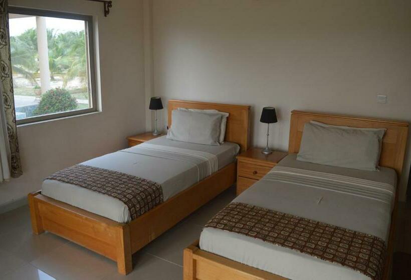 اتاق لوکس با چشم‌انداز دریا, Elmina Bay Resort