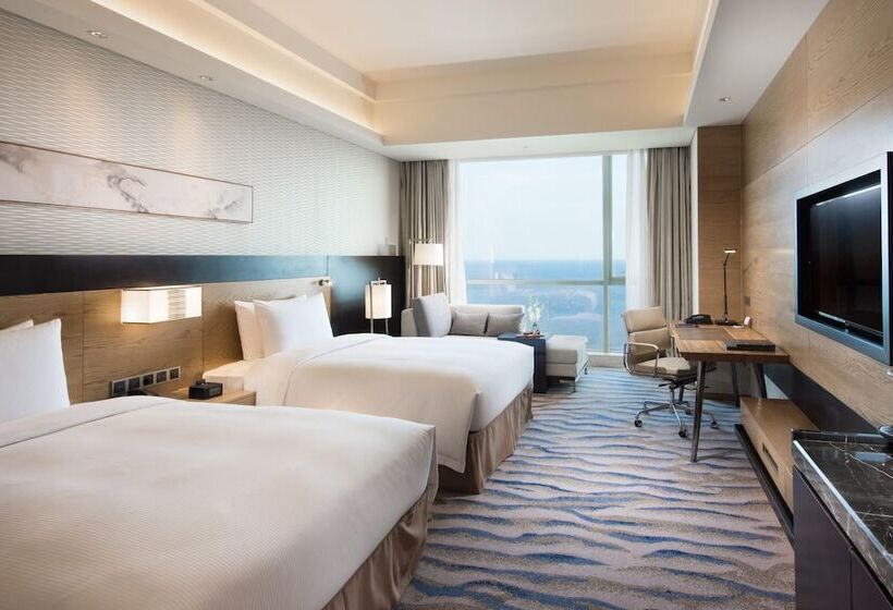 اتاق اجرایی, Hilton Yantai Golden Coast