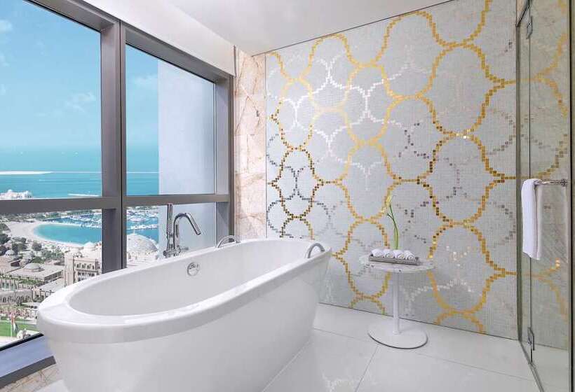 اتاق لوکس با چشم‌انداز دریا, Hilton Yantai Golden Coast