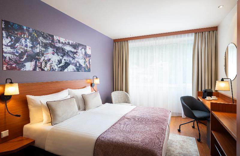 اتاق استاندارد با تخت بزرگ, Holiday Inn Express & Suites Sandusky, An Ihg