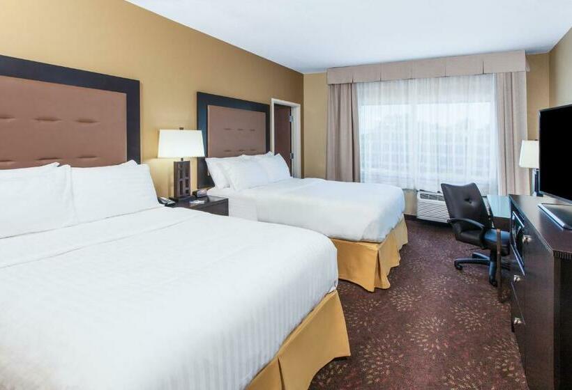 اتاق استاندارد, Holiday Inn Express & Suites Sandusky