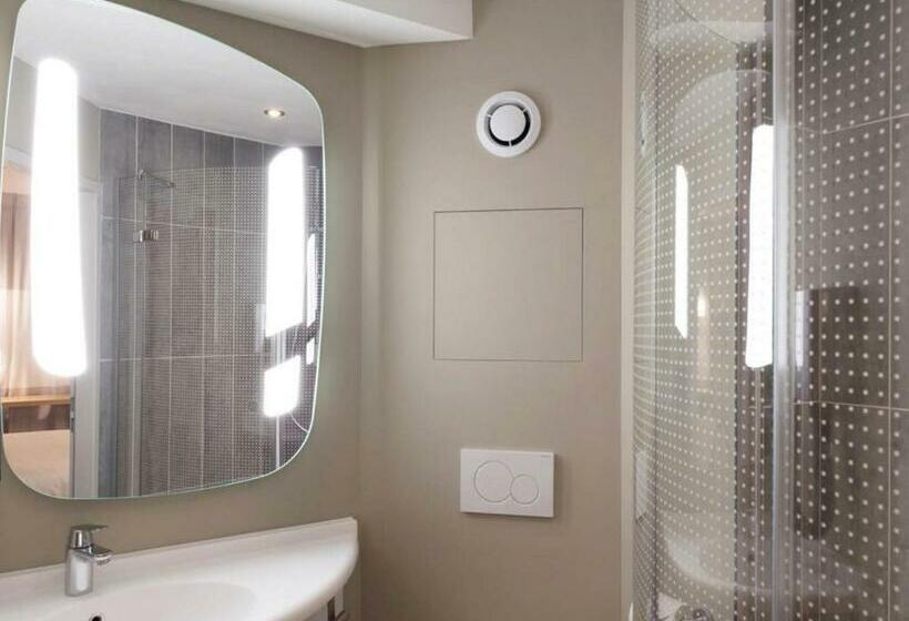 اتاق استاندارد با تخت دوبل, Ibis Riga Centre
