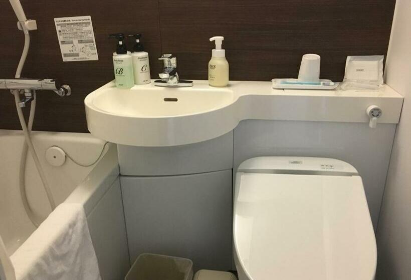 اتاق استاندارد با چشم‌انداز, Kkr Hotel Nagoya