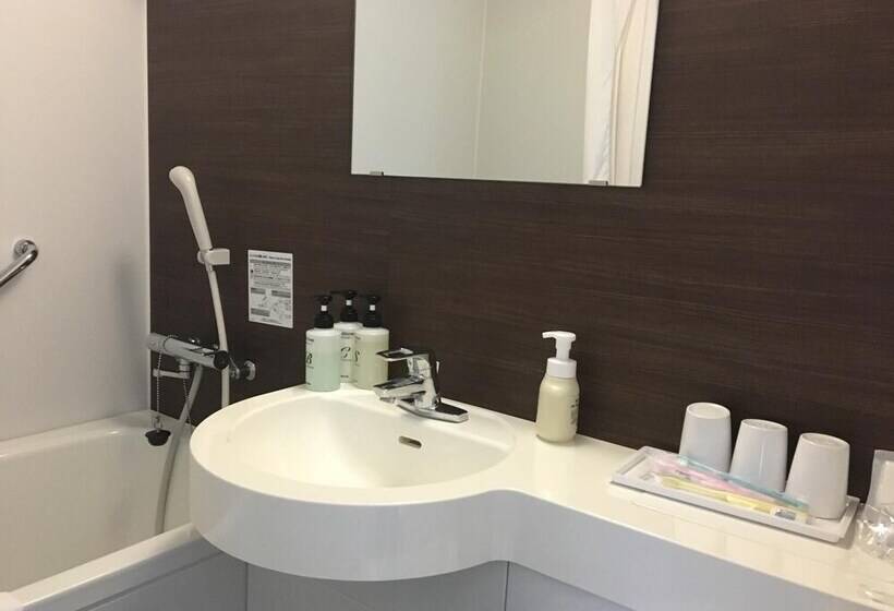 اتاق استاندارد یک تخته با چشم‌انداز شهر, Kkr Hotel Nagoya