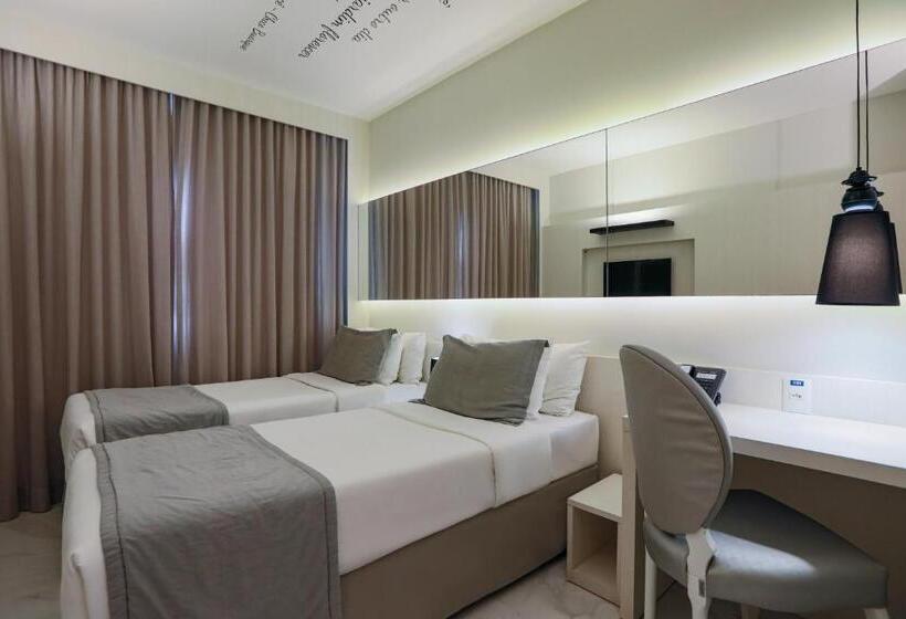 Deluxe Room, Nobile  Copacabana Design