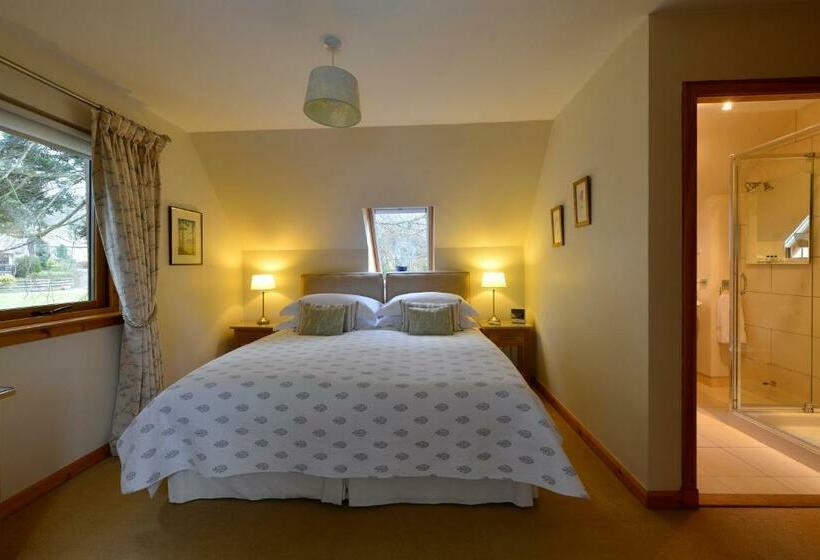 اتاق استاندارد, Brae House