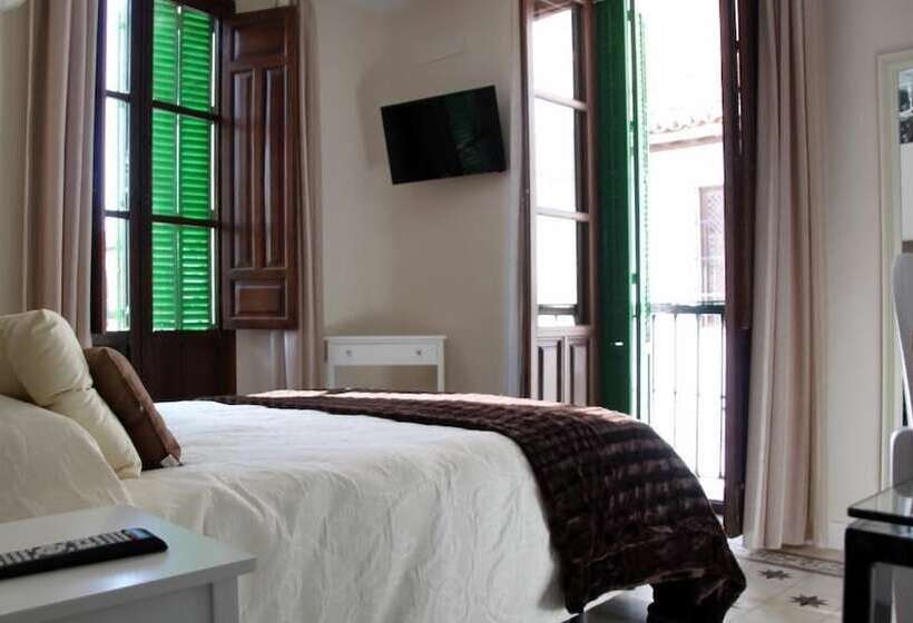 اتاق لوکس با بالکن, Candil Suite Realejo