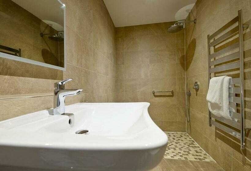 اتاق استاندارد, 3 Millstones Inn