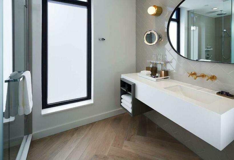 اتاق استاندارد برای معلولان, Andaz Ottawa Byward Market, By Hyatt